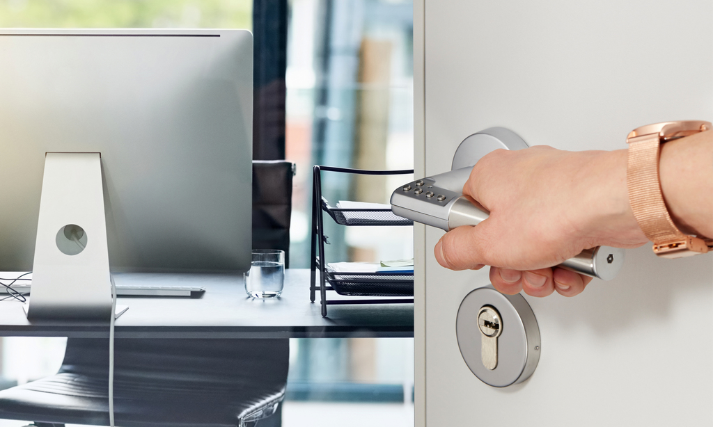 ASSAABLOYCodeHandleLock